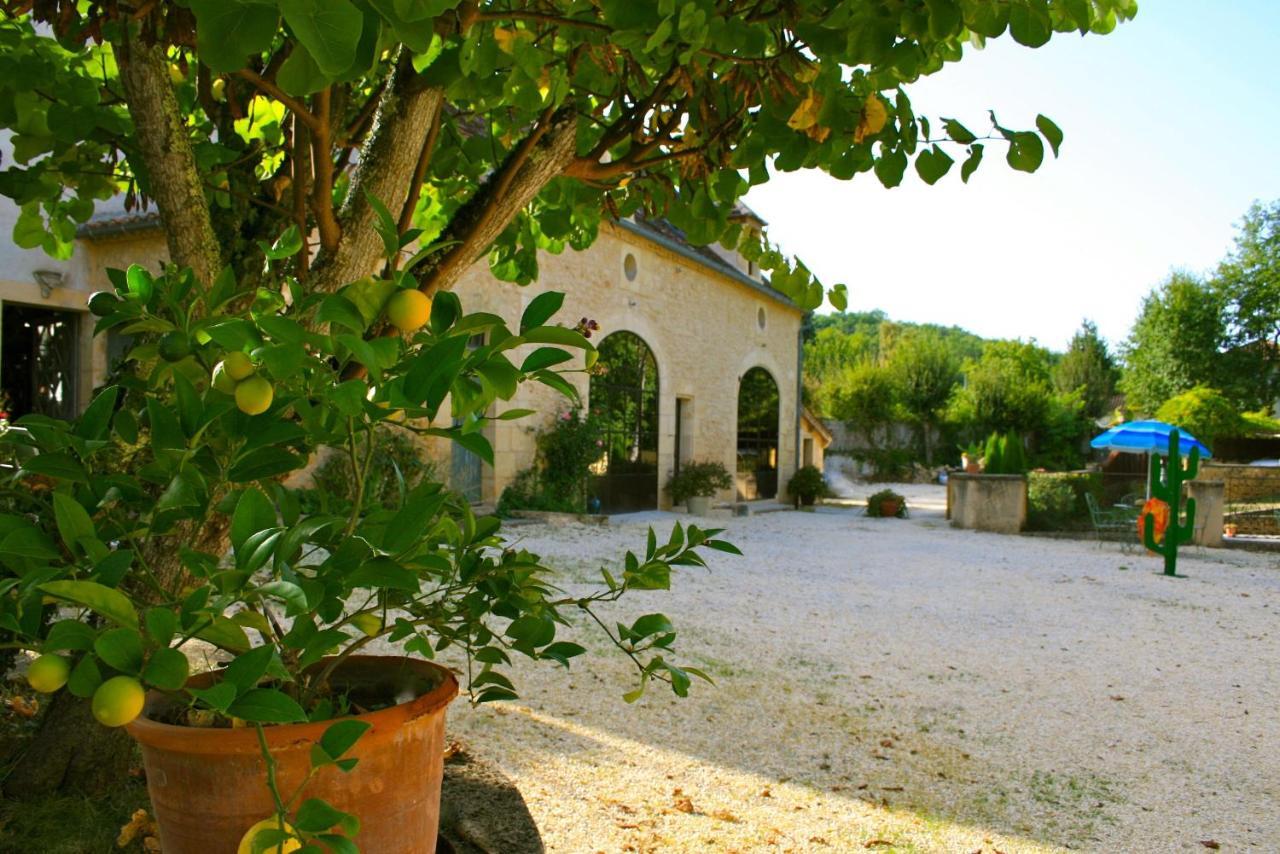 Gite Du Manoir Le Roc Couze-et-Saint-Front 외부 사진